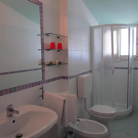 Apartament Colorful Attic With Terrace-beahost